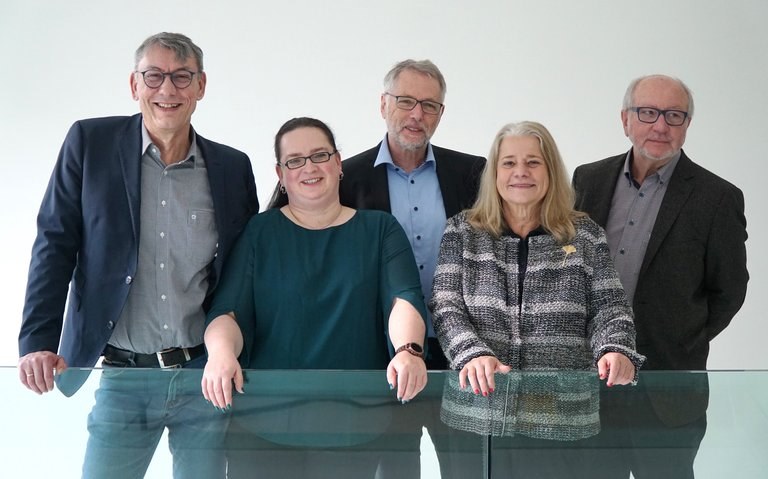 Vorstand und Aufsichtsrat der itl AG: Peter Kreitmeier, Diana Langfahl, Dieter Gust, Christine Wallin-Felkner und Manfred Felkner